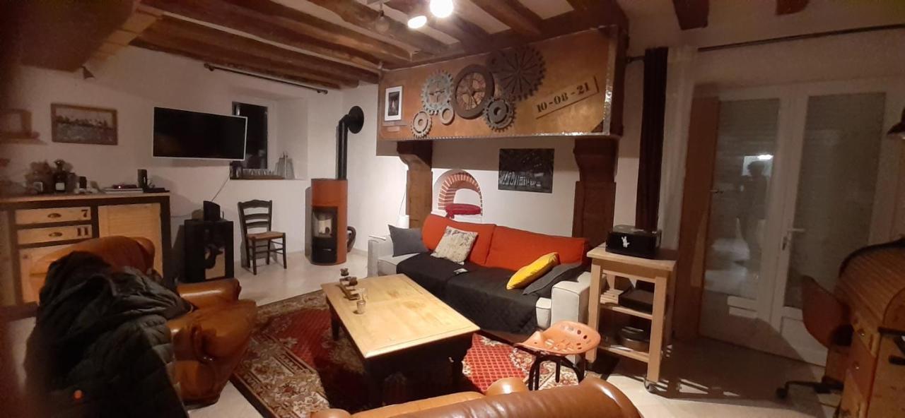 Le Doux Refuge Berceen Au Calme De Sa Campagne Pres Circuit Mans Sud, Grand Lit Avec Berceau Et Possibilite Lit Pliant En Rajout Marigne-Laille Exterior foto